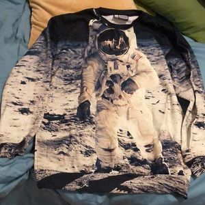 Space shirt in M NWB!